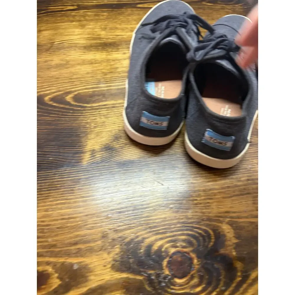 Toms Black Sneakers Men's Size 9‎